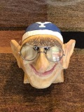 Glasses holder